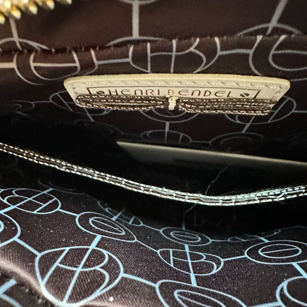 Henri Bendel Pink Safianno Leather Crossbody Bag in  NWOT Price Firm - Picture 7 of 10